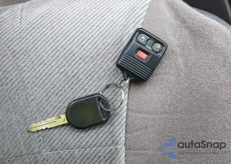 2007 Ford Escape Xlt z USA, uszkodzony, nr VIN 1FMYU03ZX7KA61187